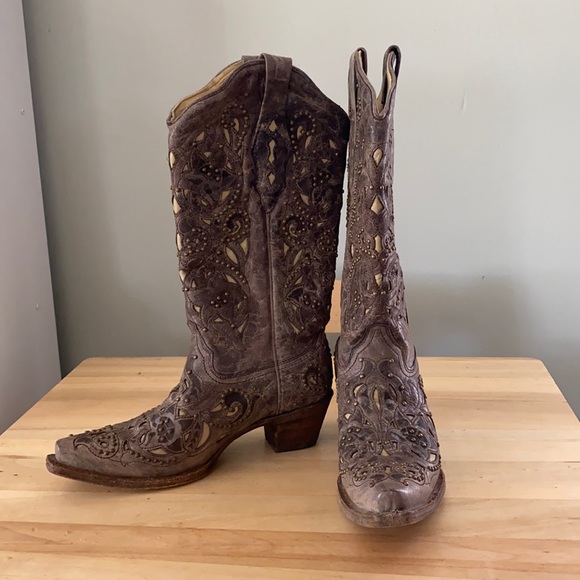 Corral Cowboy Boots - Picture 1 of 7